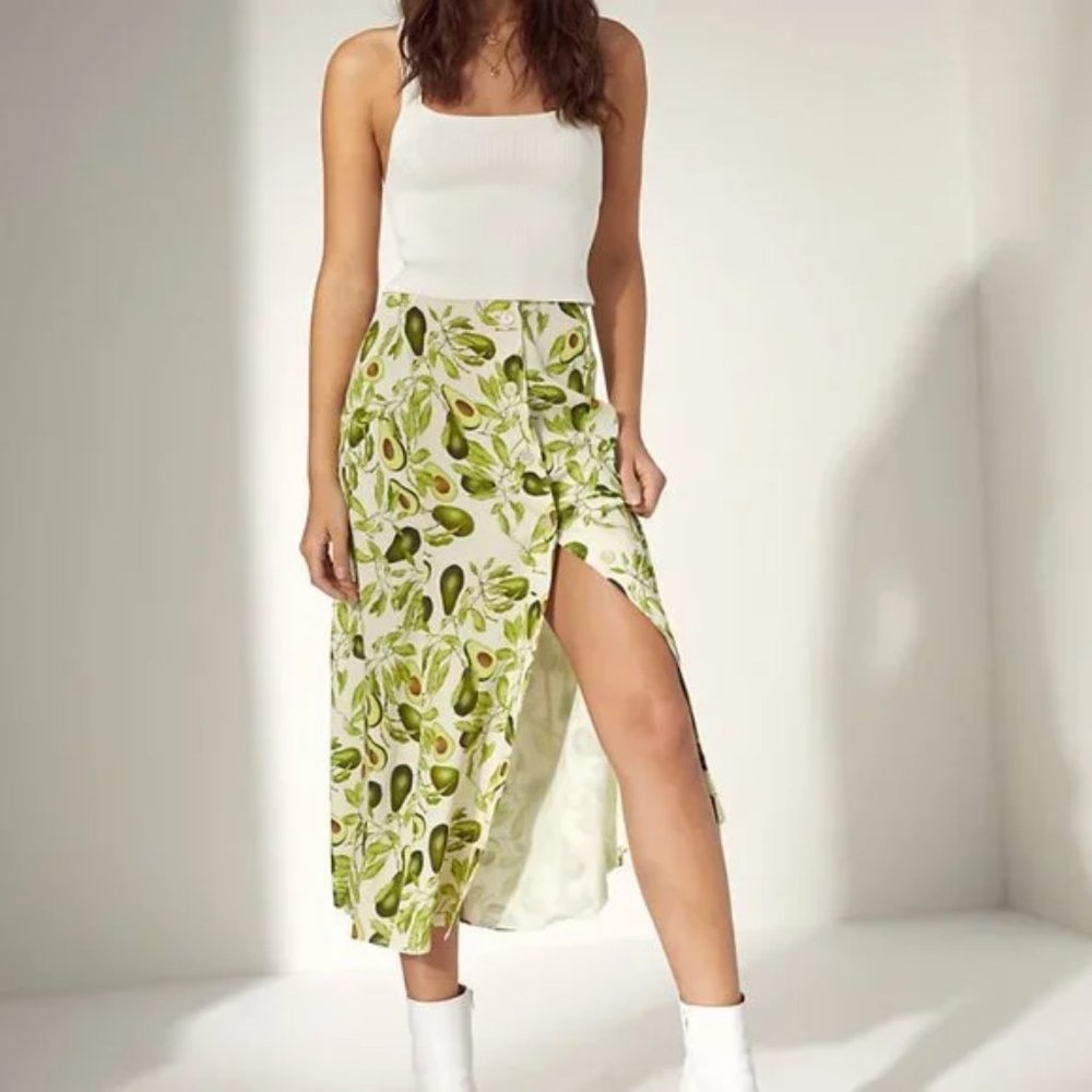 ARITZIA WILFRED Amelie Avocado Skirt in Size 6